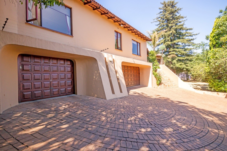 4 Bedroom Property for Sale in Northcliff Gauteng