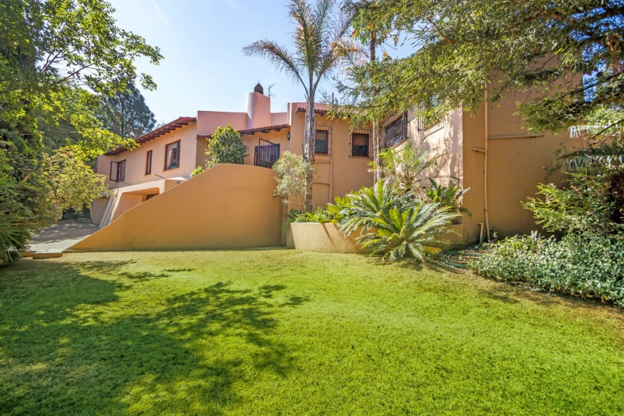 4 Bedroom Property for Sale in Northcliff Gauteng