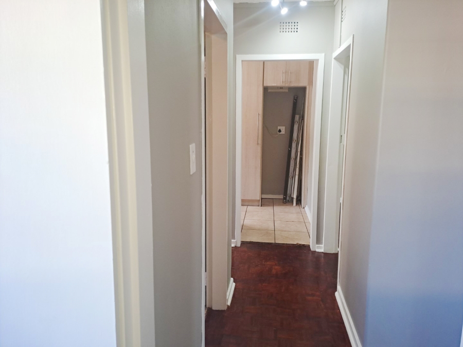 To Let 2 Bedroom Property for Rent in Lyndhurst Gauteng