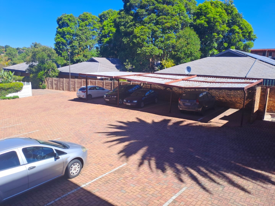 To Let 2 Bedroom Property for Rent in Lyndhurst Gauteng