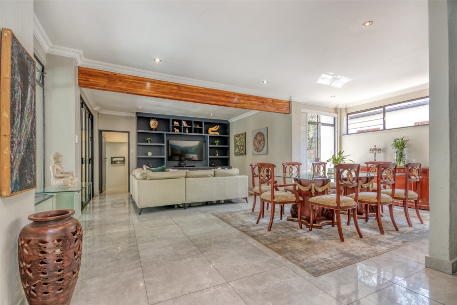 To Let 4 Bedroom Property for Rent in Bryanston Gauteng
