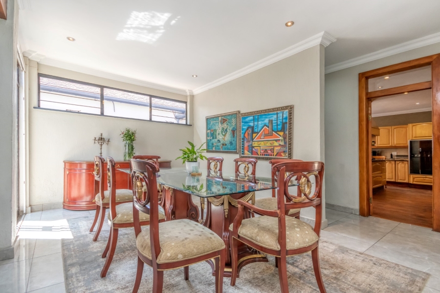 To Let 4 Bedroom Property for Rent in Bryanston Gauteng