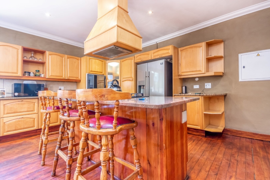 To Let 4 Bedroom Property for Rent in Bryanston Gauteng