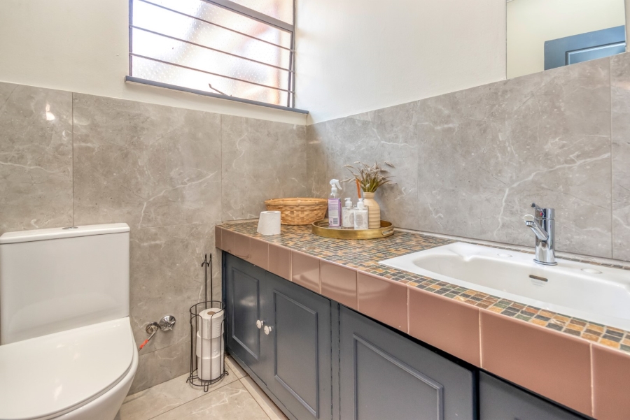 To Let 4 Bedroom Property for Rent in Bryanston Gauteng