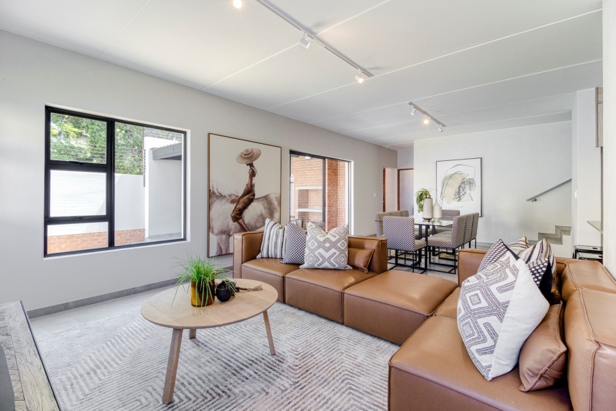4 Bedroom Property for Sale in Linden Gauteng