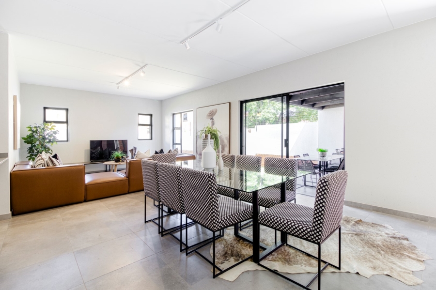 4 Bedroom Property for Sale in Linden Gauteng