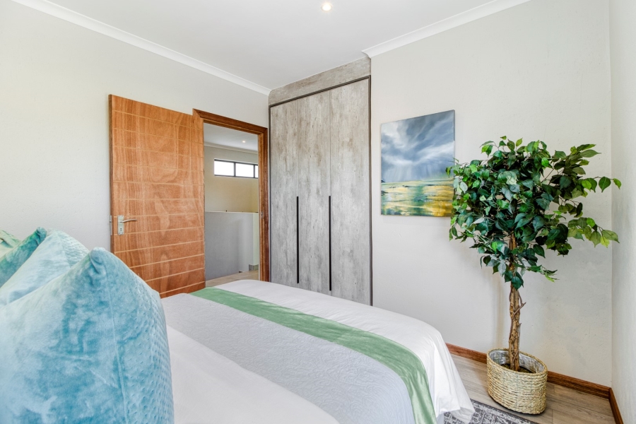 4 Bedroom Property for Sale in Linden Gauteng