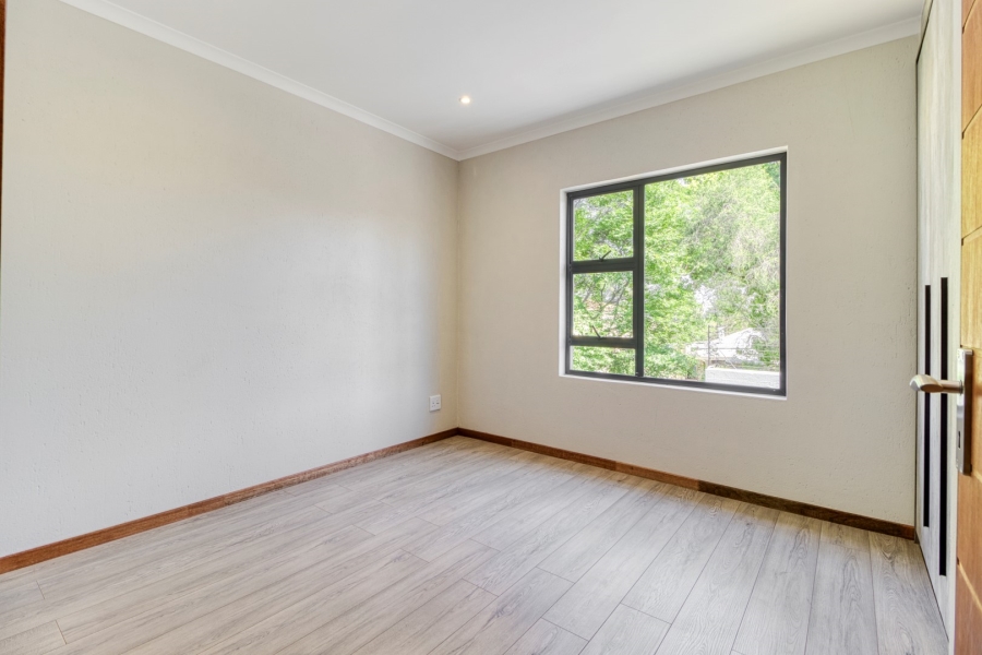 4 Bedroom Property for Sale in Linden Gauteng