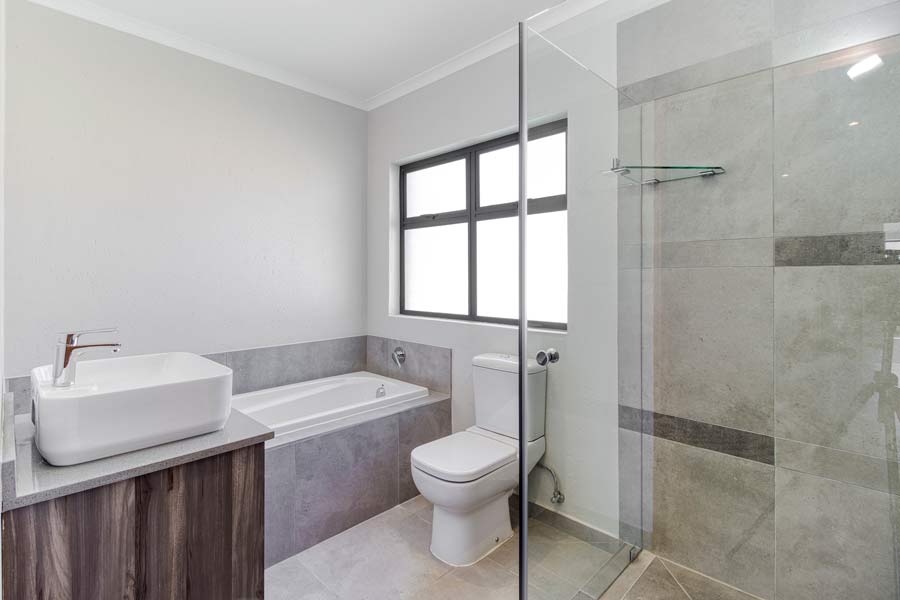 4 Bedroom Property for Sale in Linden Gauteng