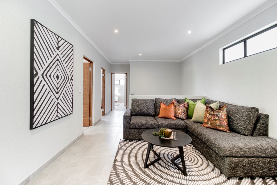 4 Bedroom Property for Sale in Linden Gauteng