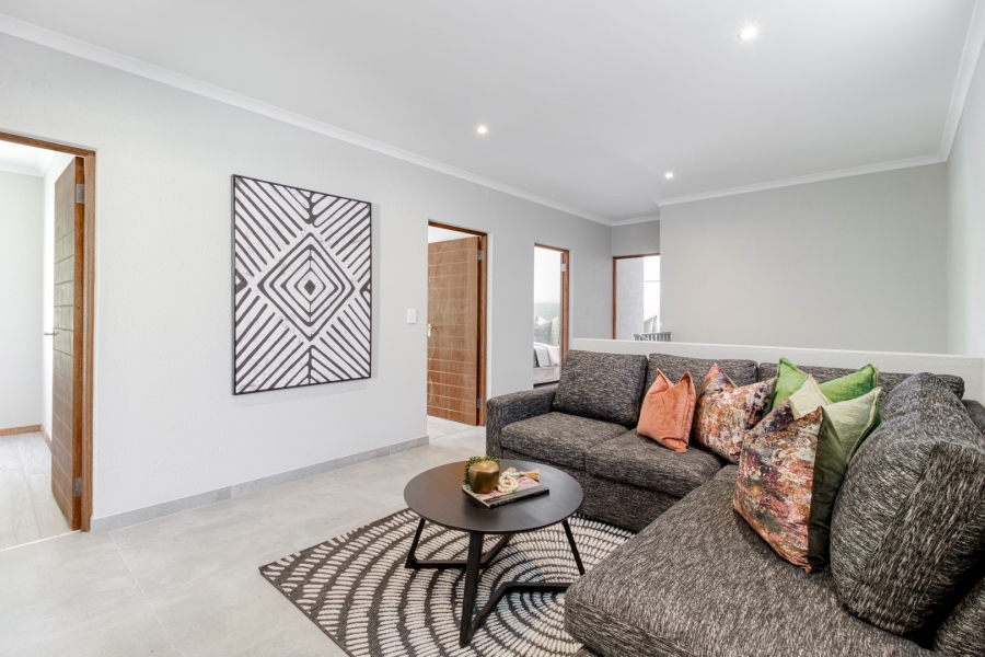 4 Bedroom Property for Sale in Linden Gauteng