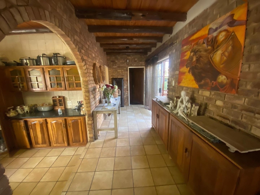 4 Bedroom Property for Sale in Derdepoort Gauteng