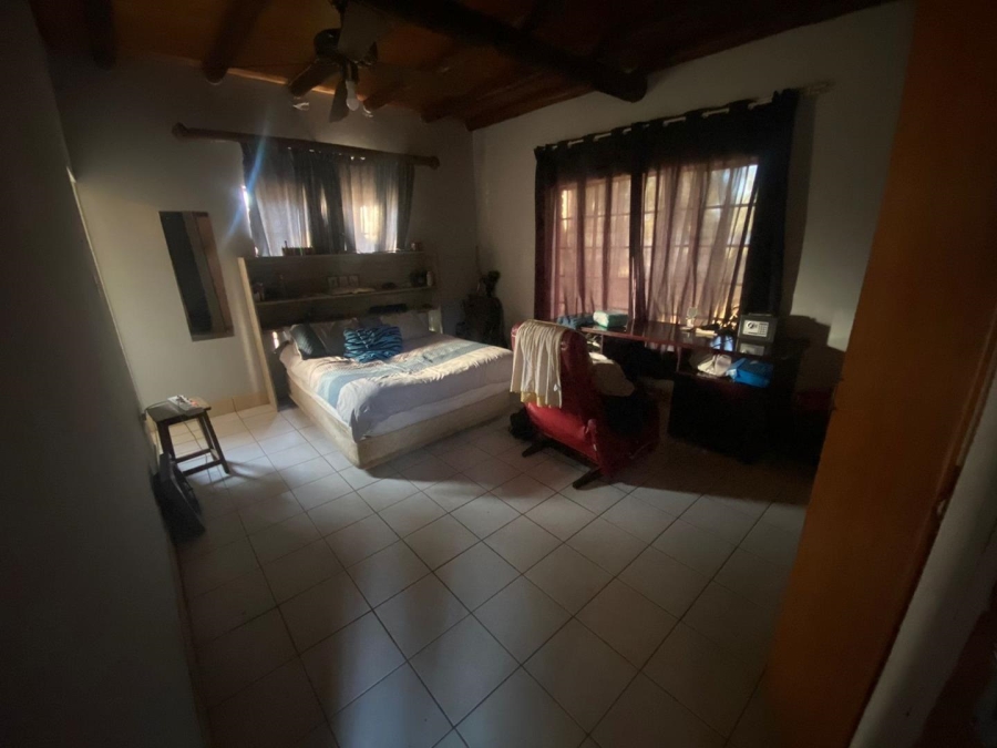 4 Bedroom Property for Sale in Derdepoort Gauteng