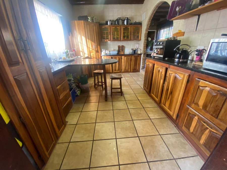 4 Bedroom Property for Sale in Derdepoort Gauteng