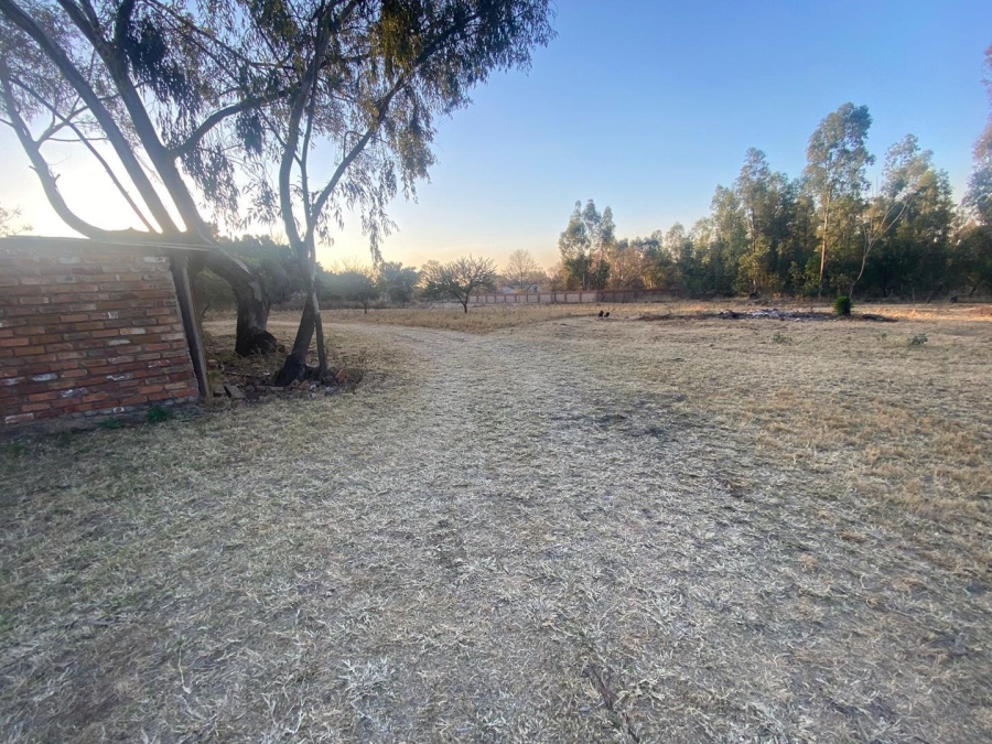 4 Bedroom Property for Sale in Derdepoort Gauteng
