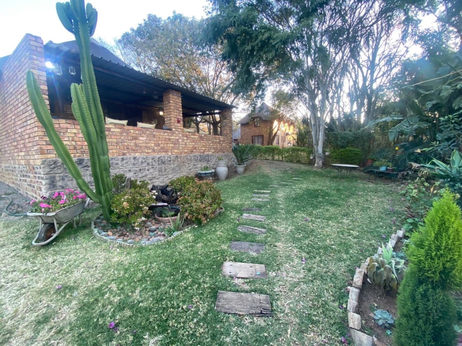 4 Bedroom Property for Sale in Derdepoort Gauteng