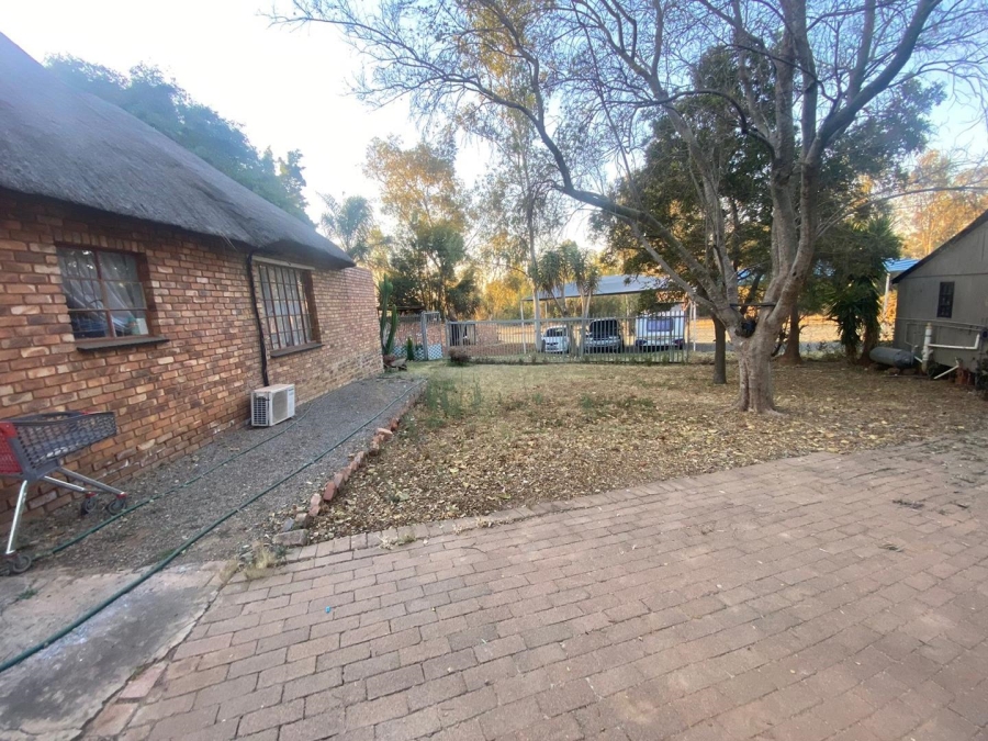 4 Bedroom Property for Sale in Derdepoort Gauteng