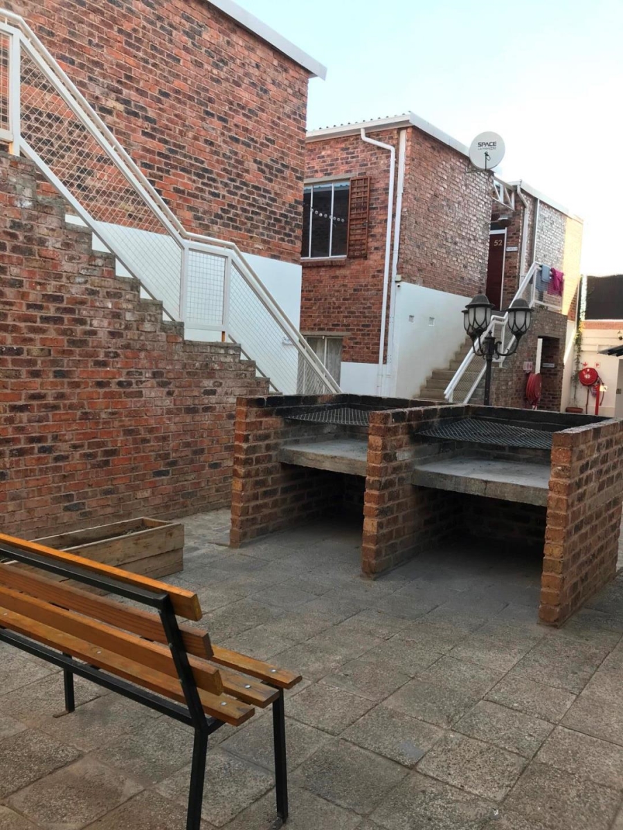 To Let 2 Bedroom Property for Rent in Jeppestown Gauteng