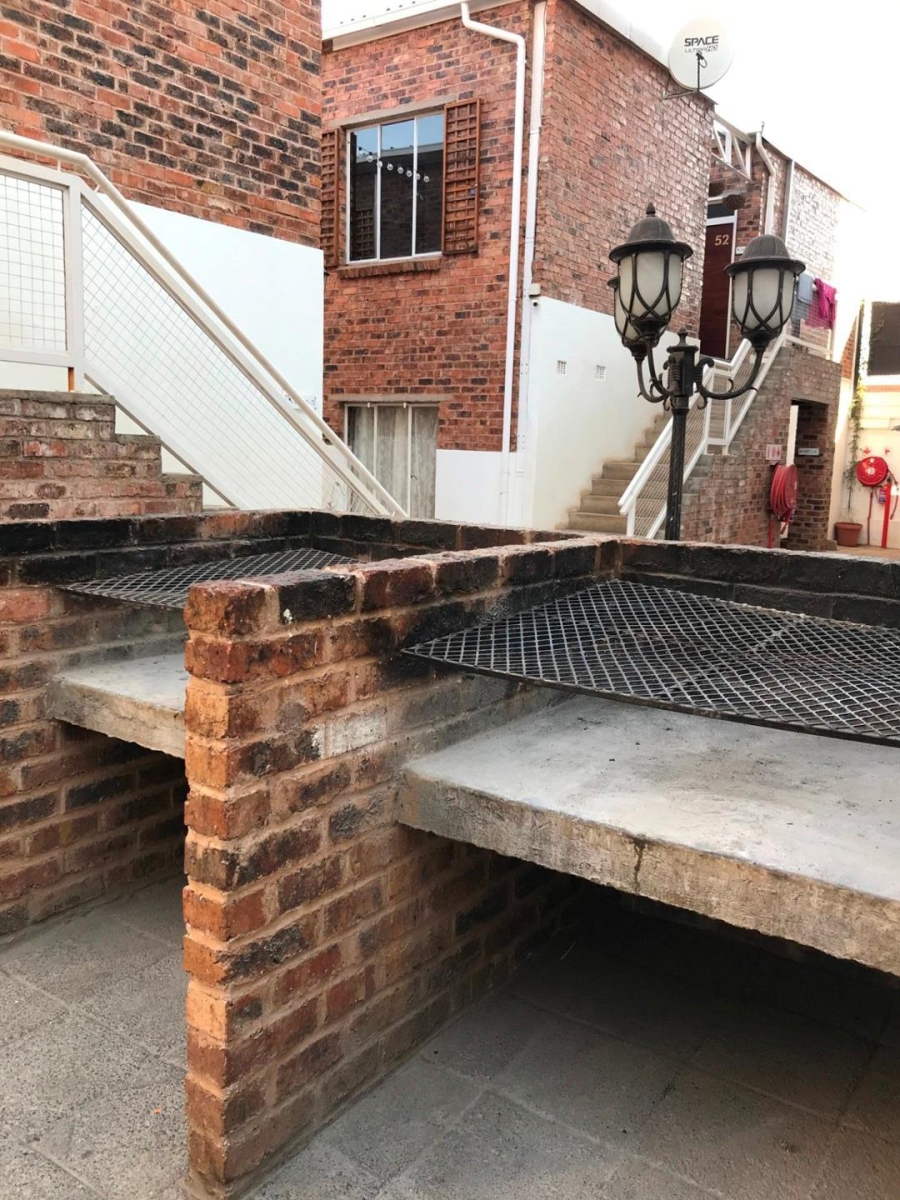 To Let 2 Bedroom Property for Rent in Jeppestown Gauteng