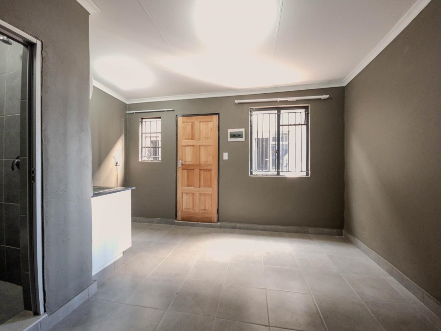 To Let 0 Bedroom Property for Rent in Hillbrow Gauteng