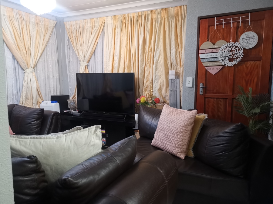 3 Bedroom Property for Sale in Soshanguve East Ext 6 Gauteng