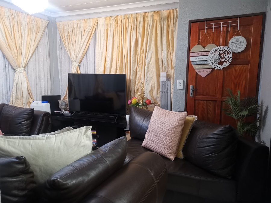 3 Bedroom Property for Sale in Soshanguve East Ext 6 Gauteng