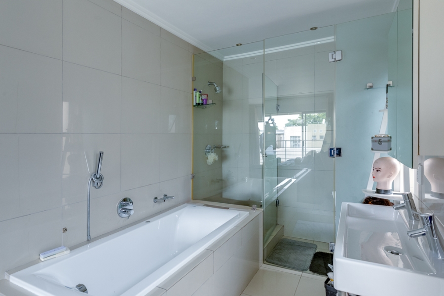 2 Bedroom Property for Sale in Parkmore Gauteng