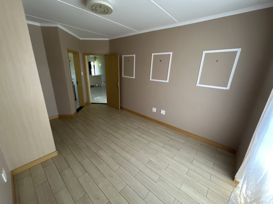 2 Bedroom Property for Sale in Carlswald Gauteng