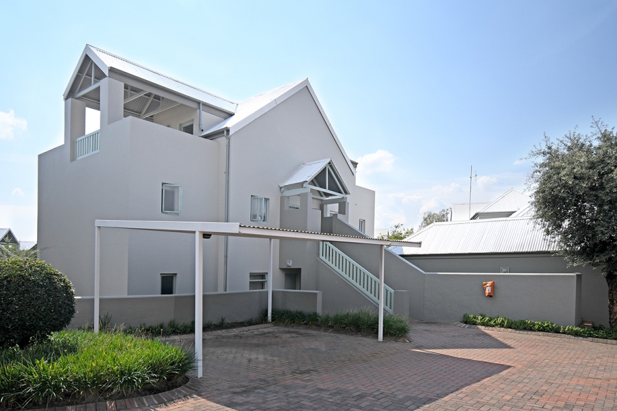 1 Bedroom Property for Sale in Fourways Gauteng