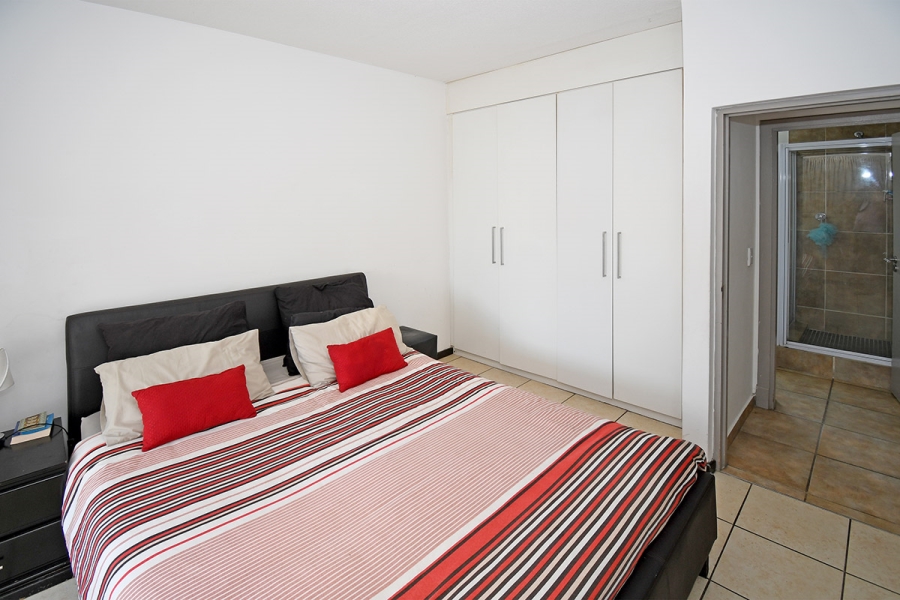 1 Bedroom Property for Sale in Fourways Gauteng
