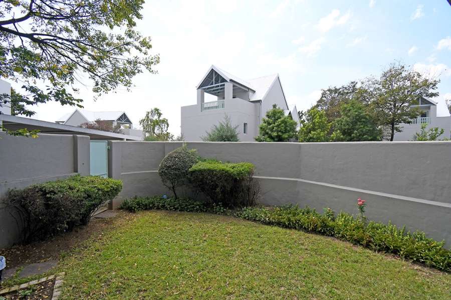1 Bedroom Property for Sale in Fourways Gauteng