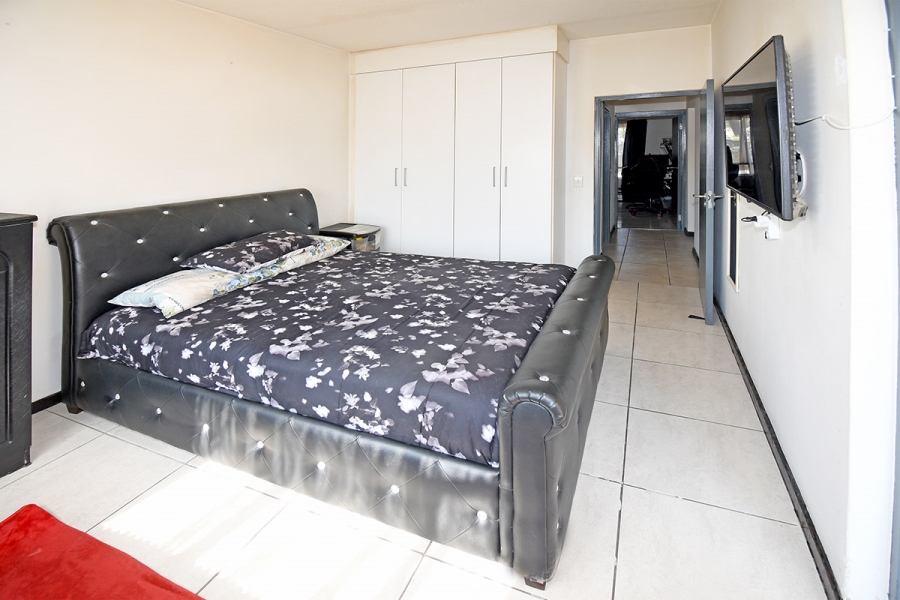2 Bedroom Property for Sale in Lonehill Gauteng