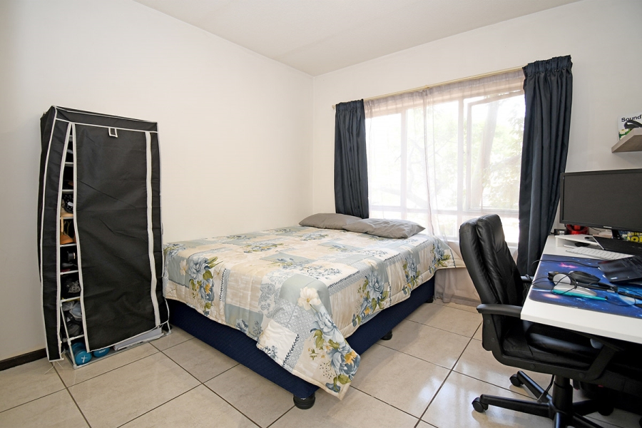 2 Bedroom Property for Sale in Lonehill Gauteng