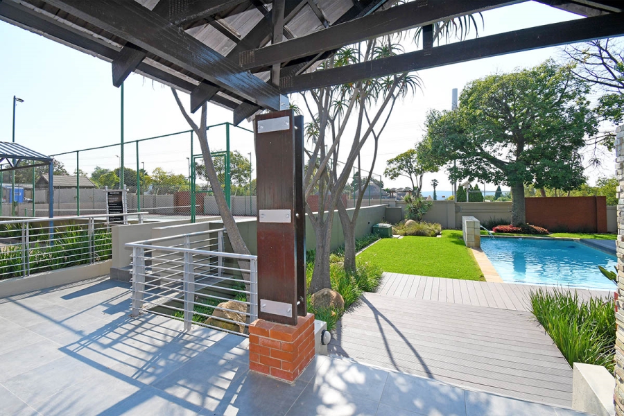 2 Bedroom Property for Sale in Lonehill Gauteng