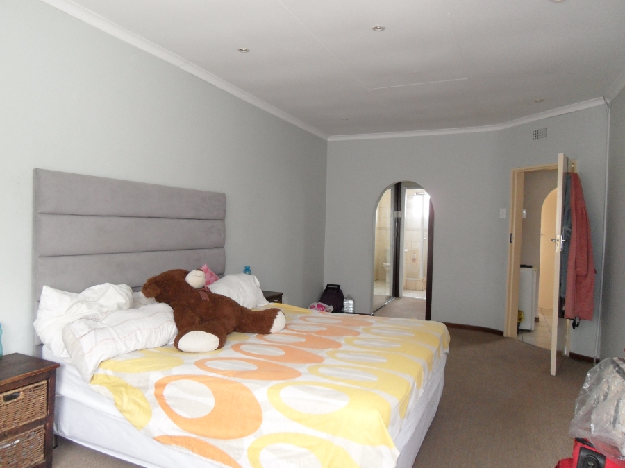 3 Bedroom Property for Sale in Lyndhurst Gauteng