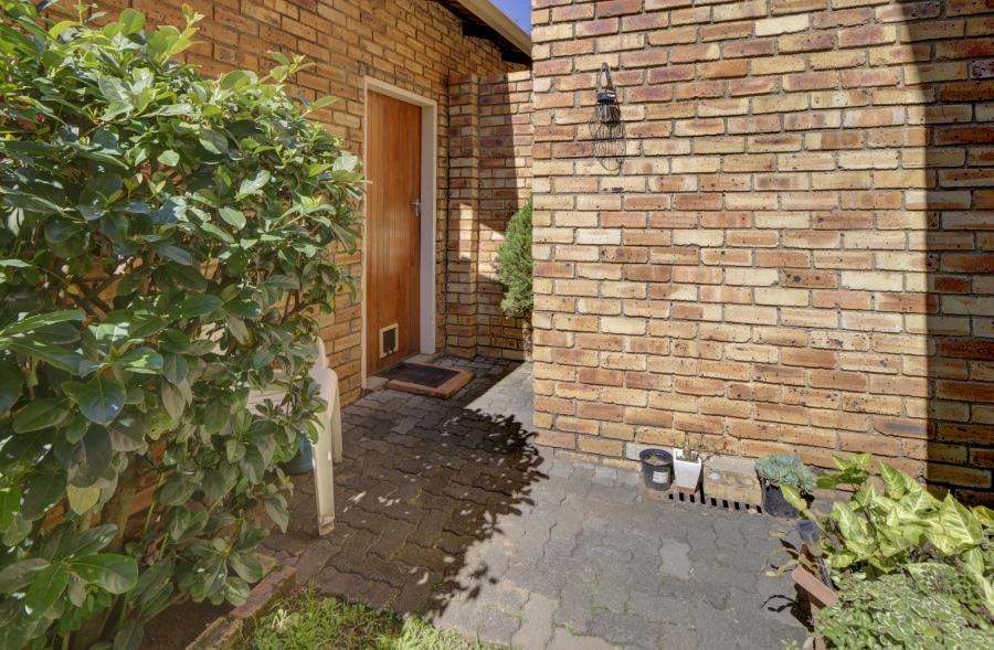 3 Bedroom Property for Sale in Windsor East Gauteng