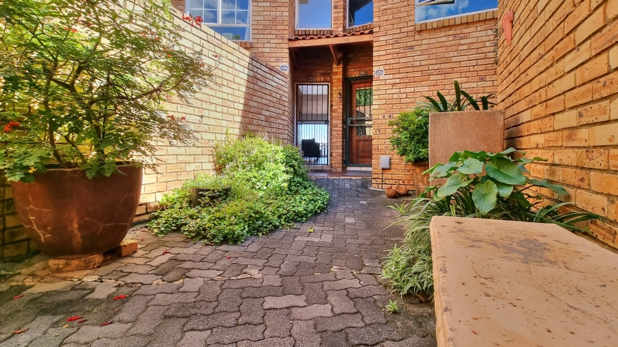 3 Bedroom Property for Sale in Windsor East Gauteng