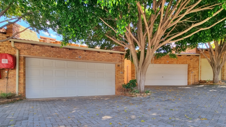 3 Bedroom Property for Sale in Windsor East Gauteng