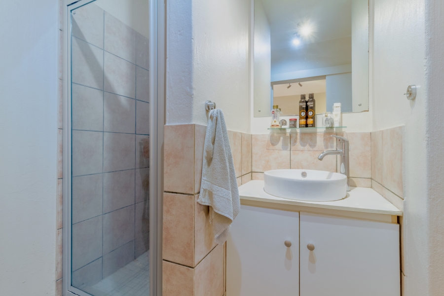 1 Bedroom Property for Sale in Paulshof Gauteng