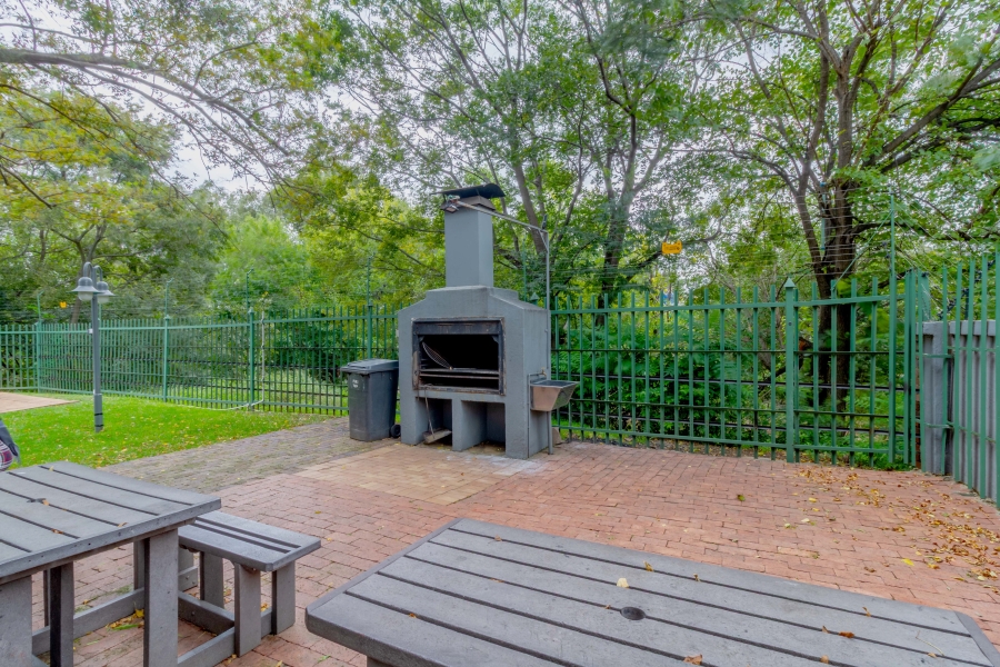 1 Bedroom Property for Sale in Paulshof Gauteng