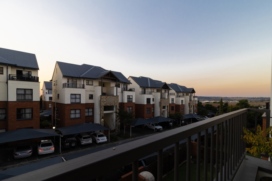 2 Bedroom Property for Sale in Greenstone Hill Gauteng