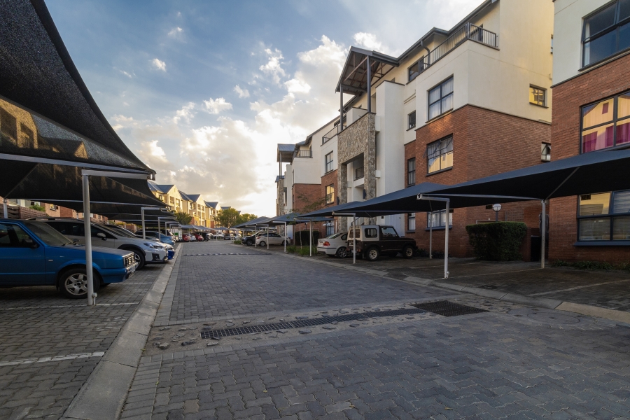 2 Bedroom Property for Sale in Greenstone Hill Gauteng