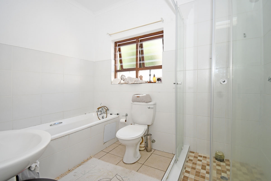 2 Bedroom Property for Sale in Broadacres Gauteng