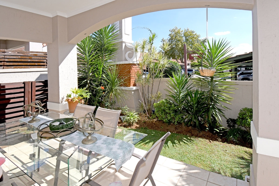 2 Bedroom Property for Sale in Broadacres Gauteng