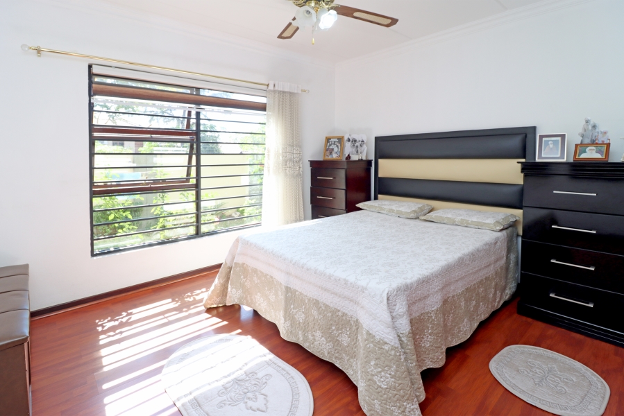 3 Bedroom Property for Sale in Barbeque Downs Gauteng