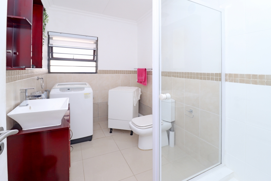 3 Bedroom Property for Sale in Barbeque Downs Gauteng