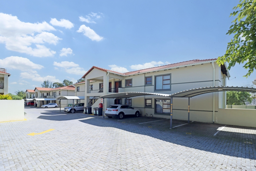 3 Bedroom Property for Sale in Barbeque Downs Gauteng