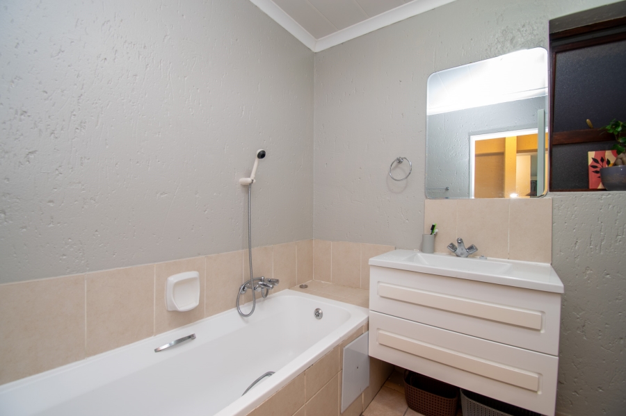 2 Bedroom Property for Sale in Ferndale Gauteng
