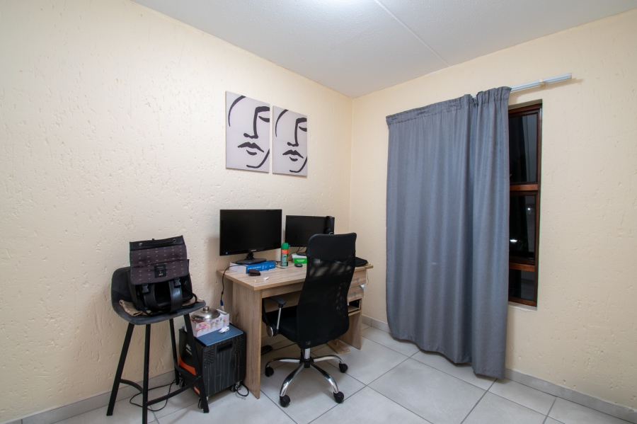 2 Bedroom Property for Sale in Ferndale Gauteng