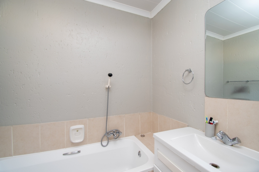 2 Bedroom Property for Sale in Ferndale Gauteng